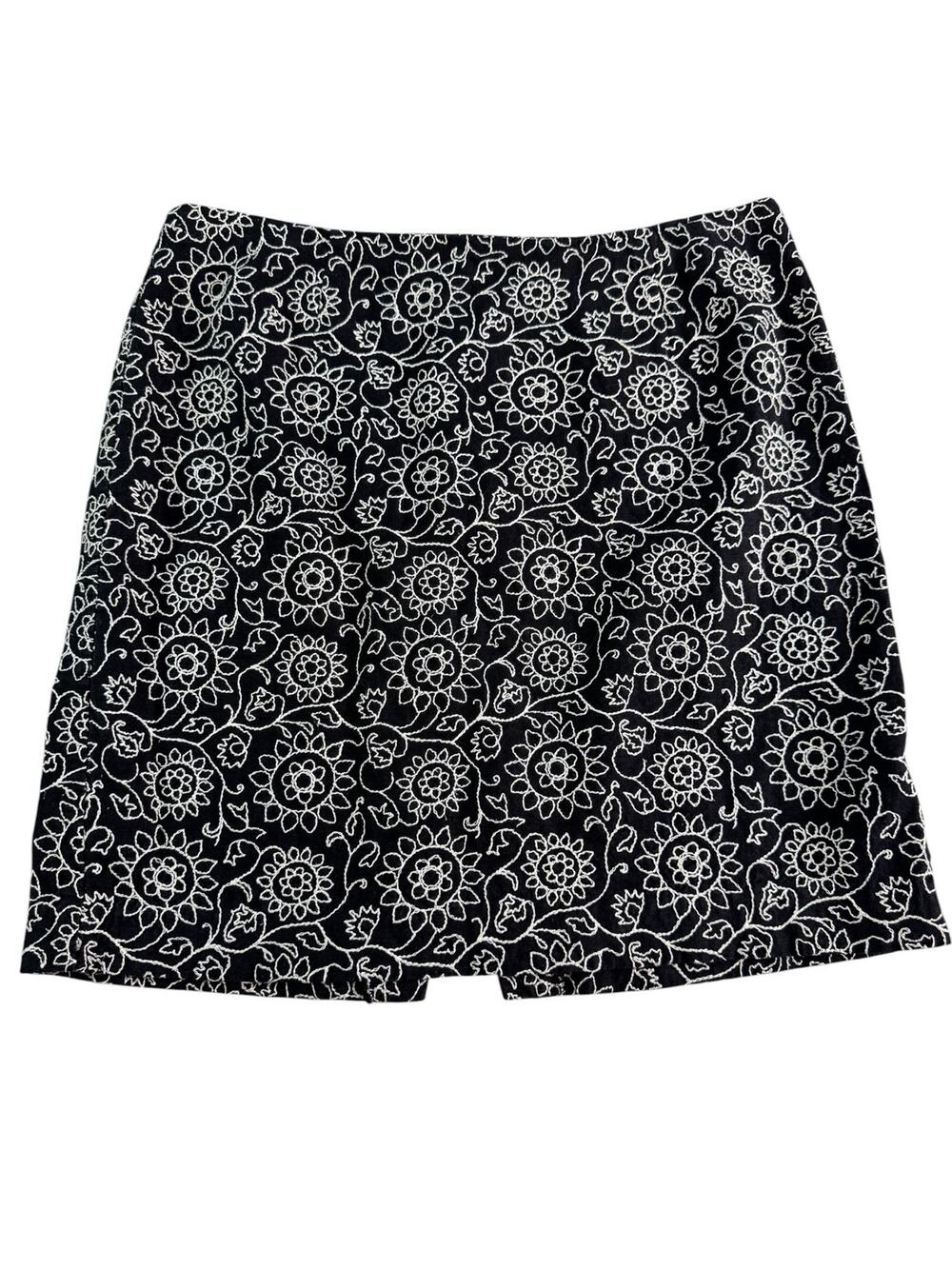 W by Worth Black White Floral Pencil Skirt Size 16 Back Zip Career Midi Plus Sz